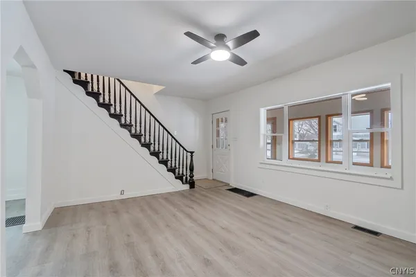 $164,500 | 207 East 2nd Street, Oswego, NY 13126