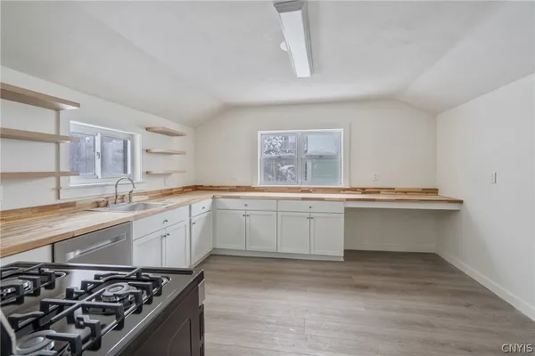 $164,500 | 207 East 2nd Street, Oswego, NY 13126