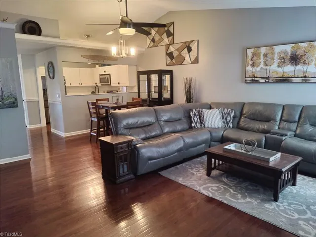 $2,000 | 4314 Rocky Brook Court, Greensboro, NC 27409