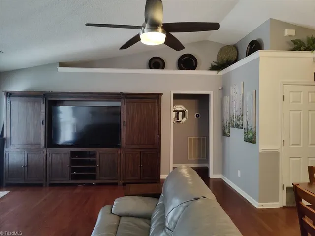 $2,000 | 4314 Rocky Brook Court, Greensboro, NC 27409