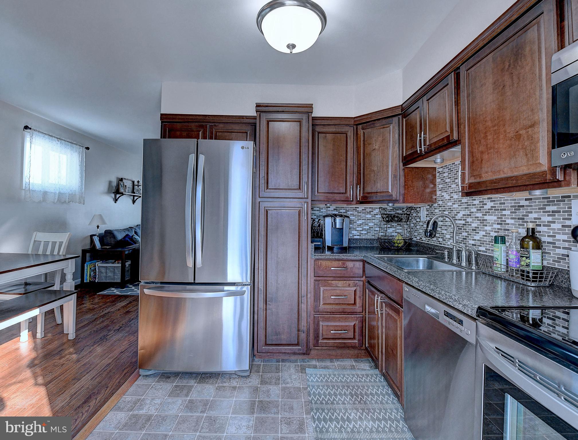 3415 Upton Road Baltimore, MD 21234 - Photo 21 of 35 Beautiful tile backsplash!