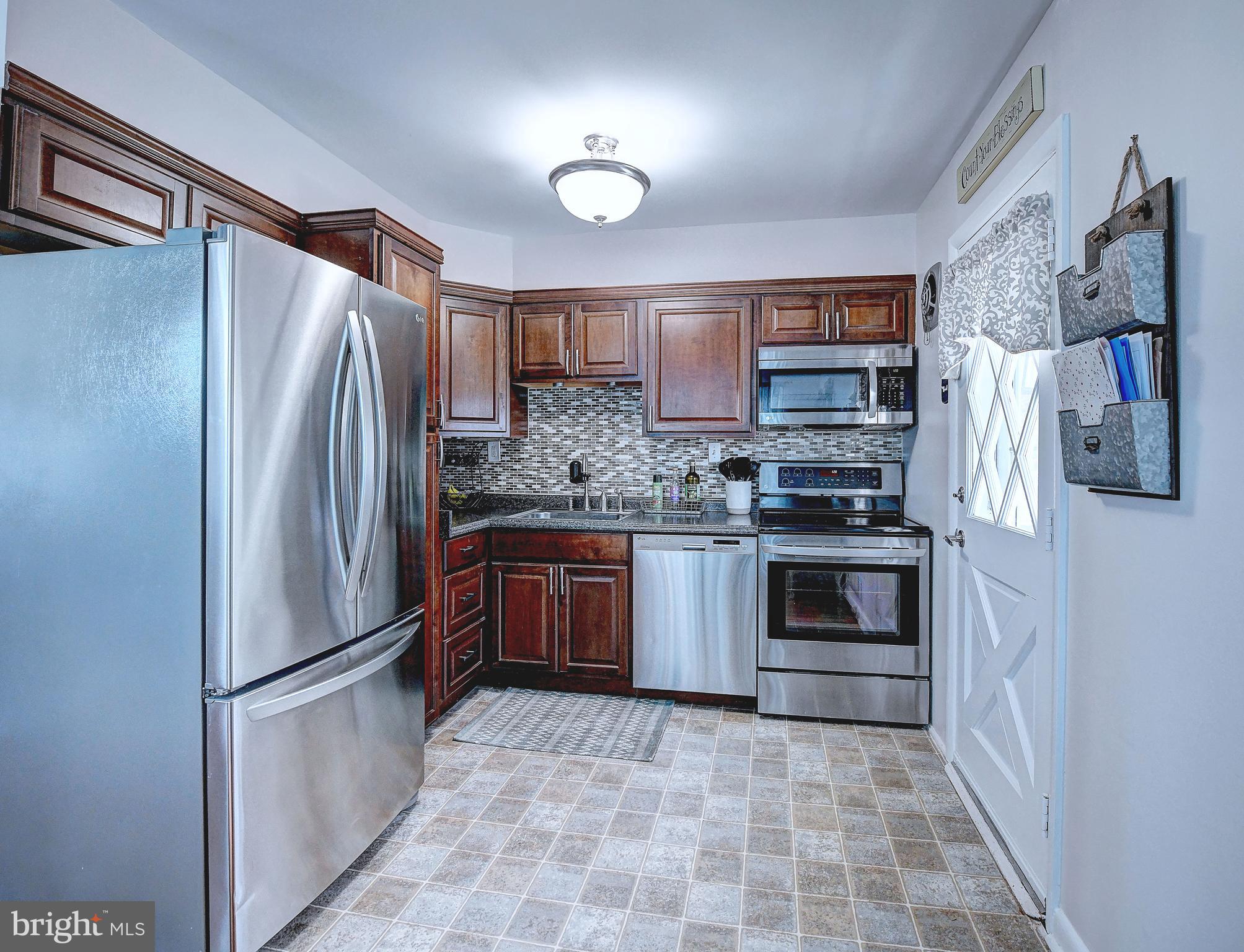 3415 Upton Road Baltimore, MD 21234 - Photo 22 of 35 Exit to rear yard from kitchen!