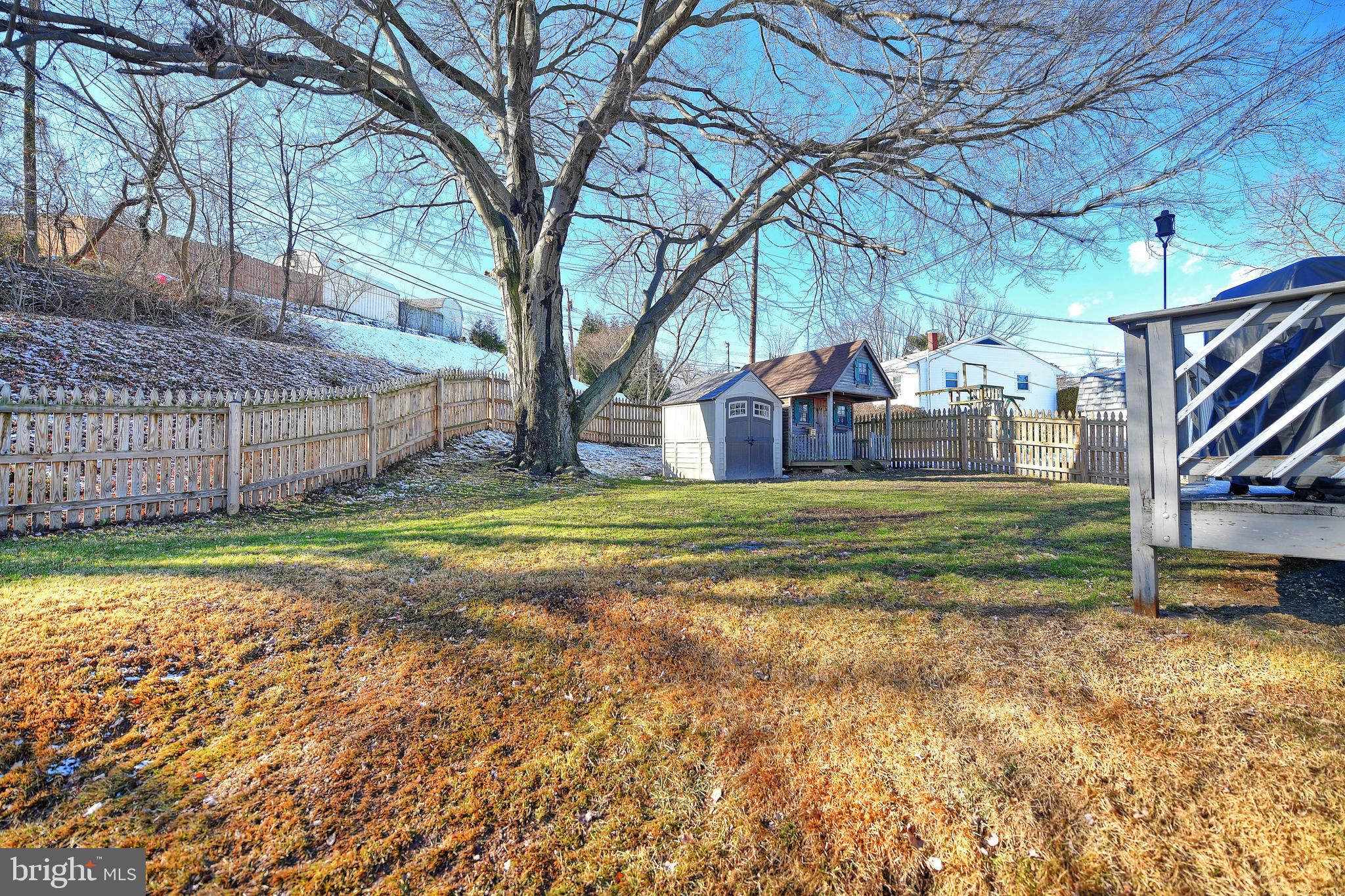 3415 Upton Road Baltimore, MD 21234 - Photo 10 of 35 Supersized yard for family fun or hosting events!
