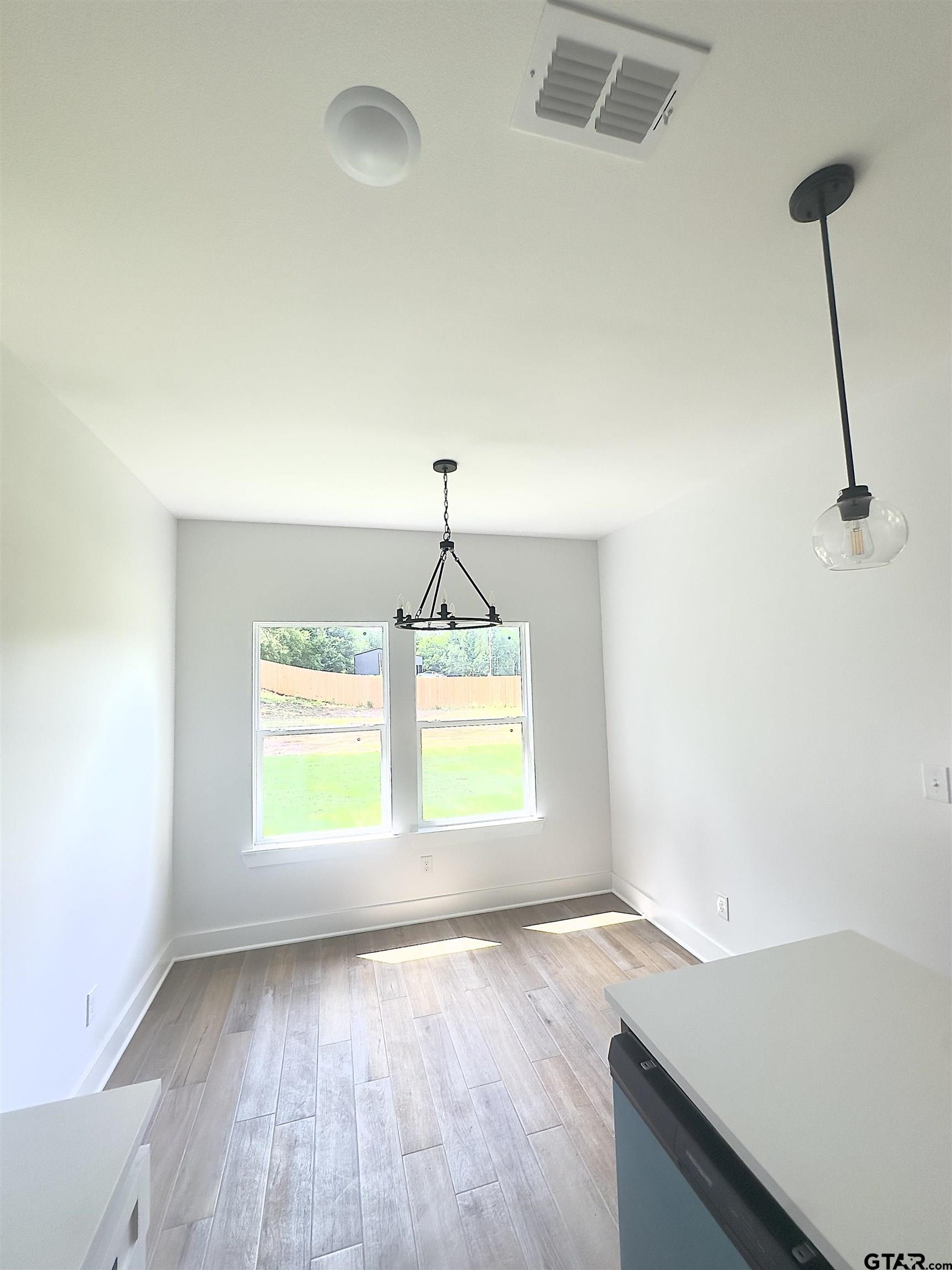 4890 County Road 384 Tyler, TX 75708 - Photo 14 of 36