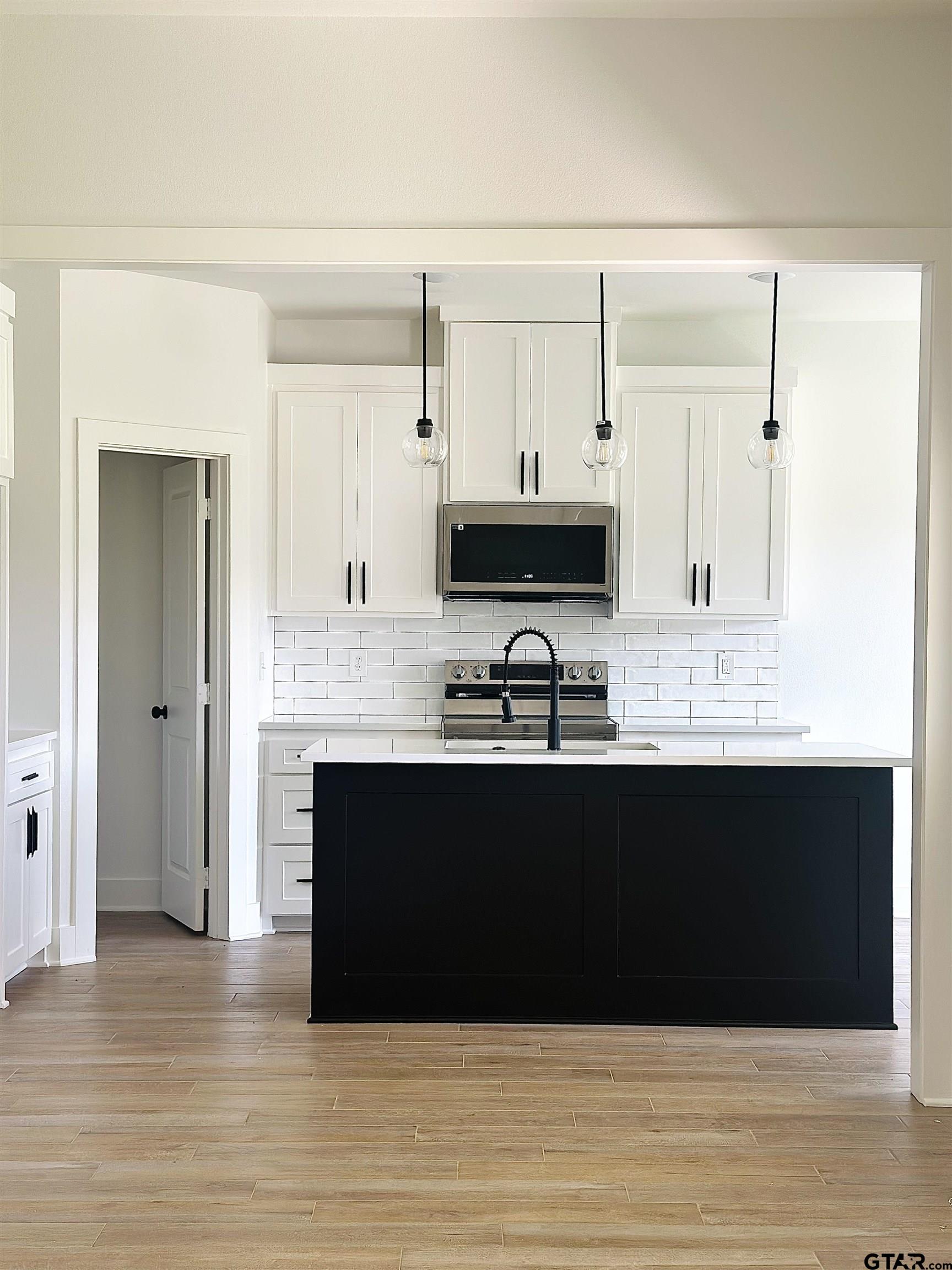 4890 County Road 384 Tyler, TX 75708 - Photo 8 of 36