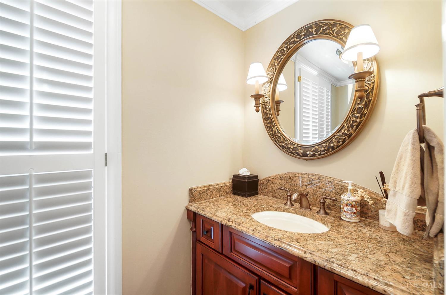 8000 Graves Road Cincinnati, OH 45243 - Photo 30 of 85 Powder Room off Foyer