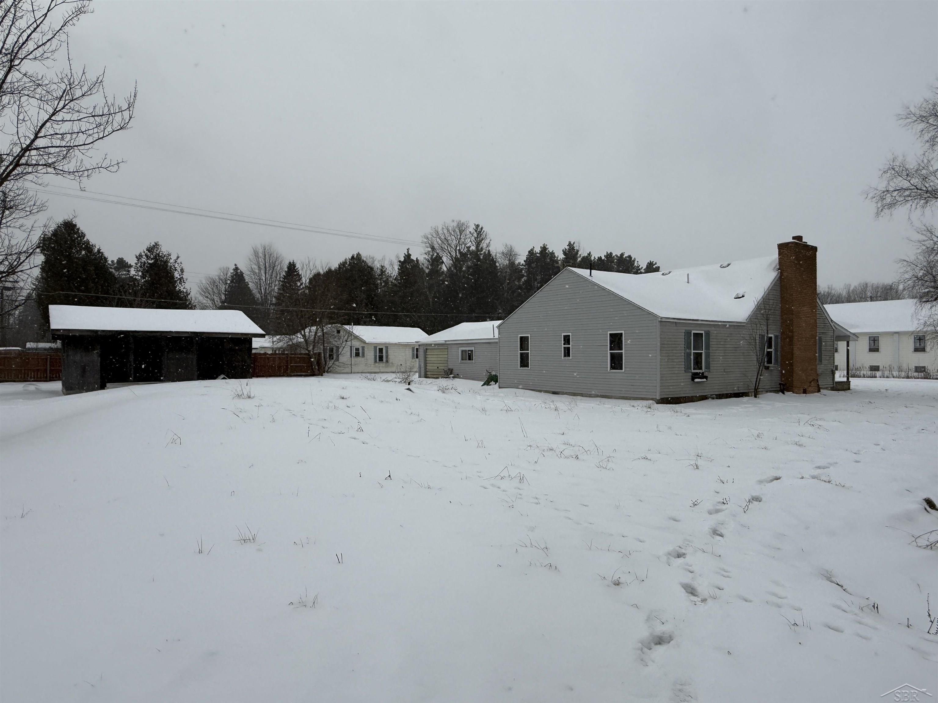 3493 Pine River Road Standish, MI 48658 - Photo 2 of 14