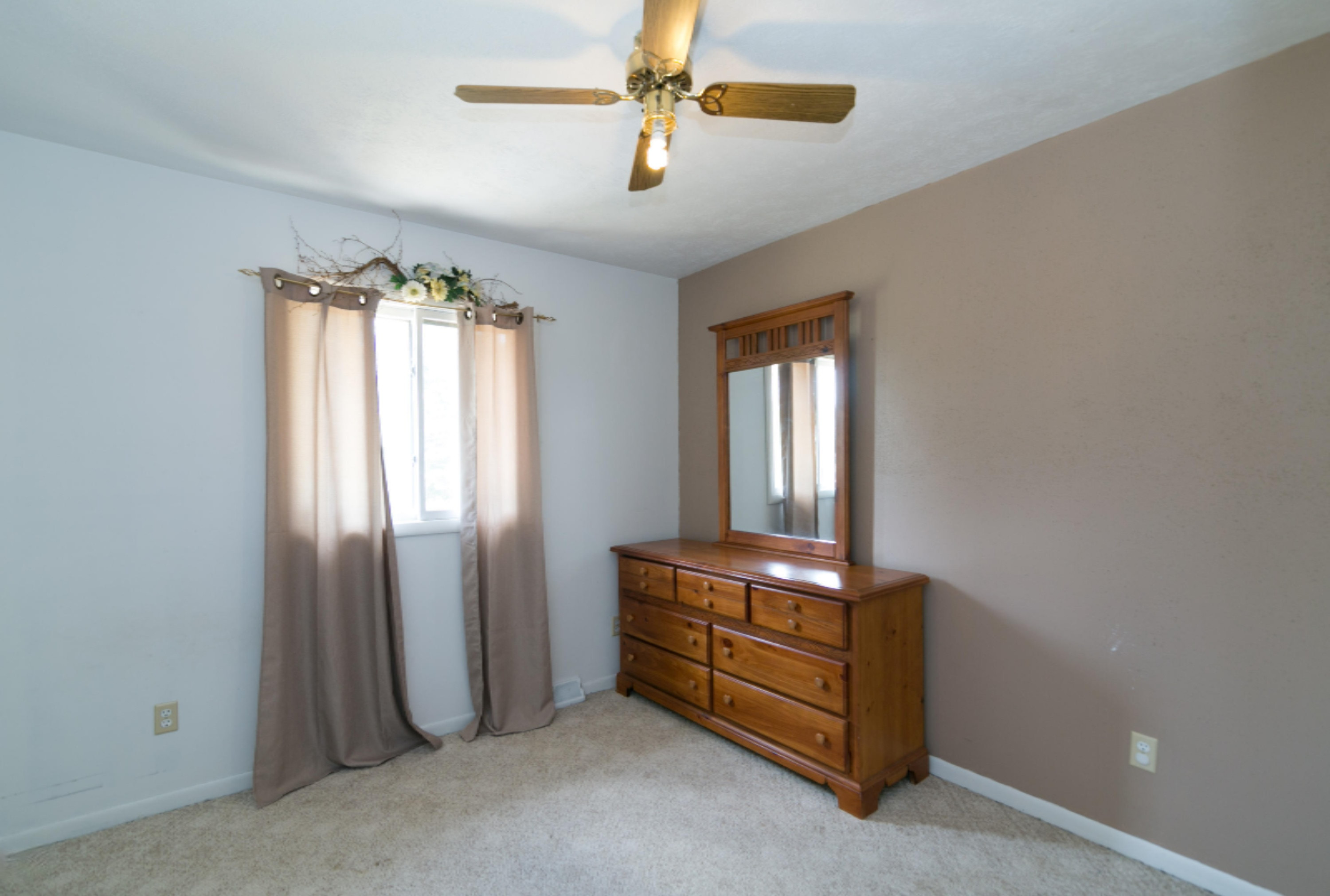 23198 West County Line Road Battle Creek, MI 49017 - Photo 12 of 38 23198-WestCountyLineRd-112