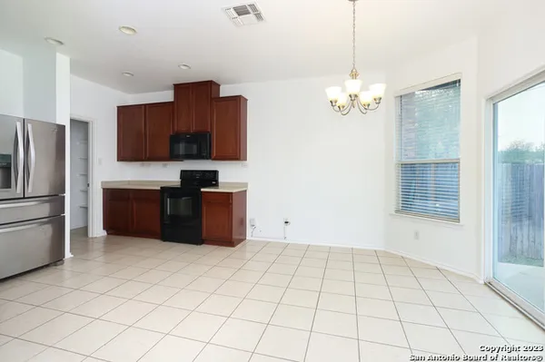 $2,000 | 11014 Colt Isle, San Antonio, TX 78254