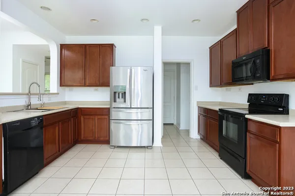 $2,000 | 11014 Colt Isle, San Antonio, TX 78254