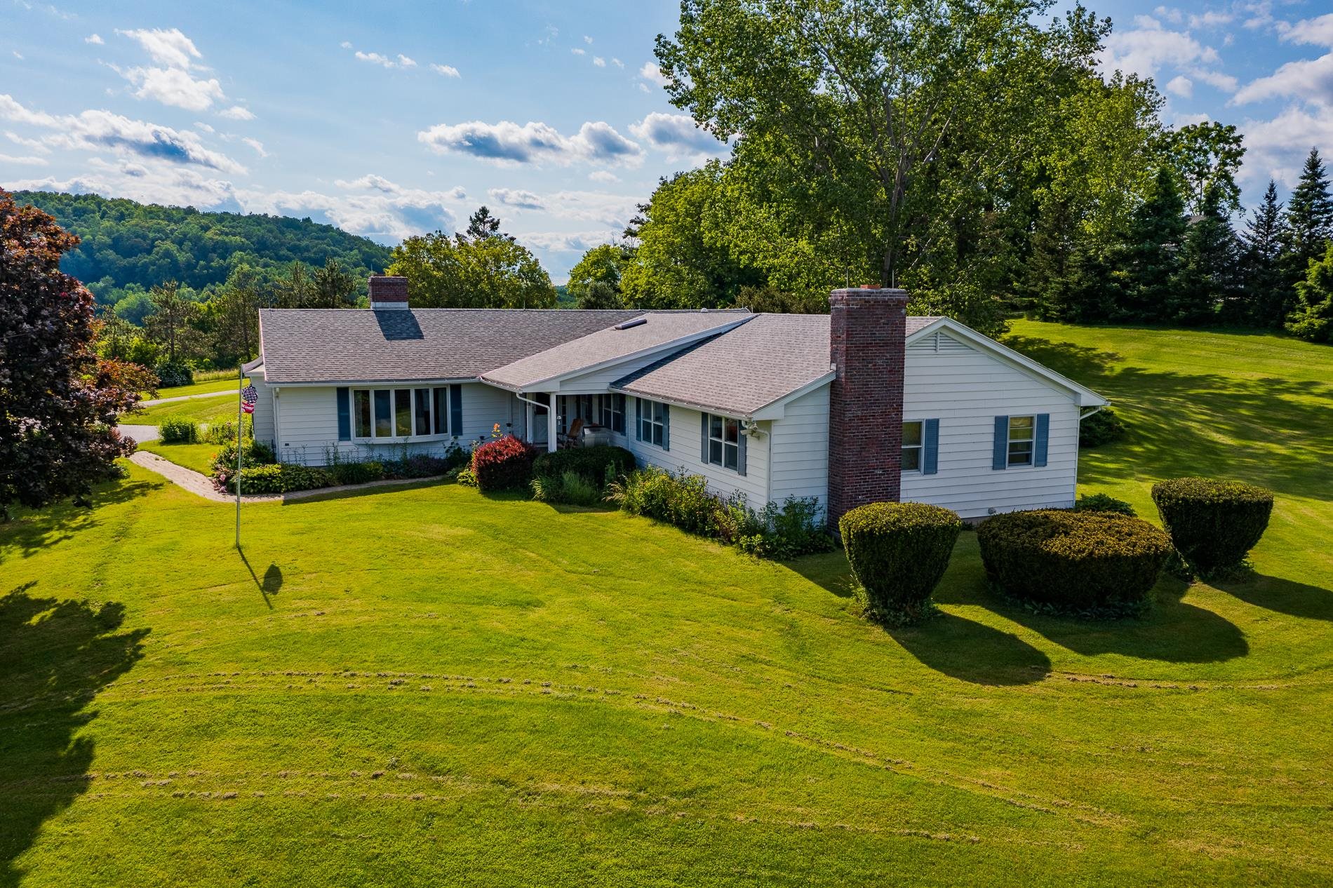 3347 West Road Bennington, VT 05201 - Photo 26 of 38