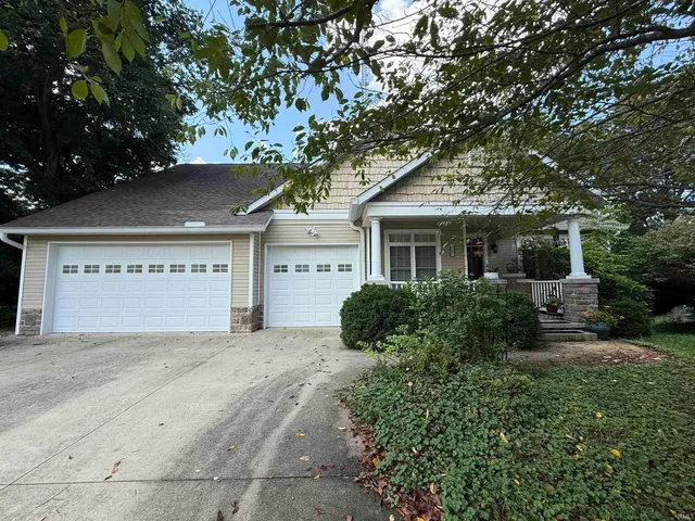 $689,900 | 3201 East Kristen Court, Bloomington, IN 47401