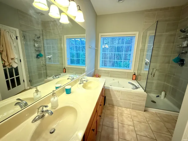 $689,900 | 3201 East Kristen Court, Bloomington, IN 47401