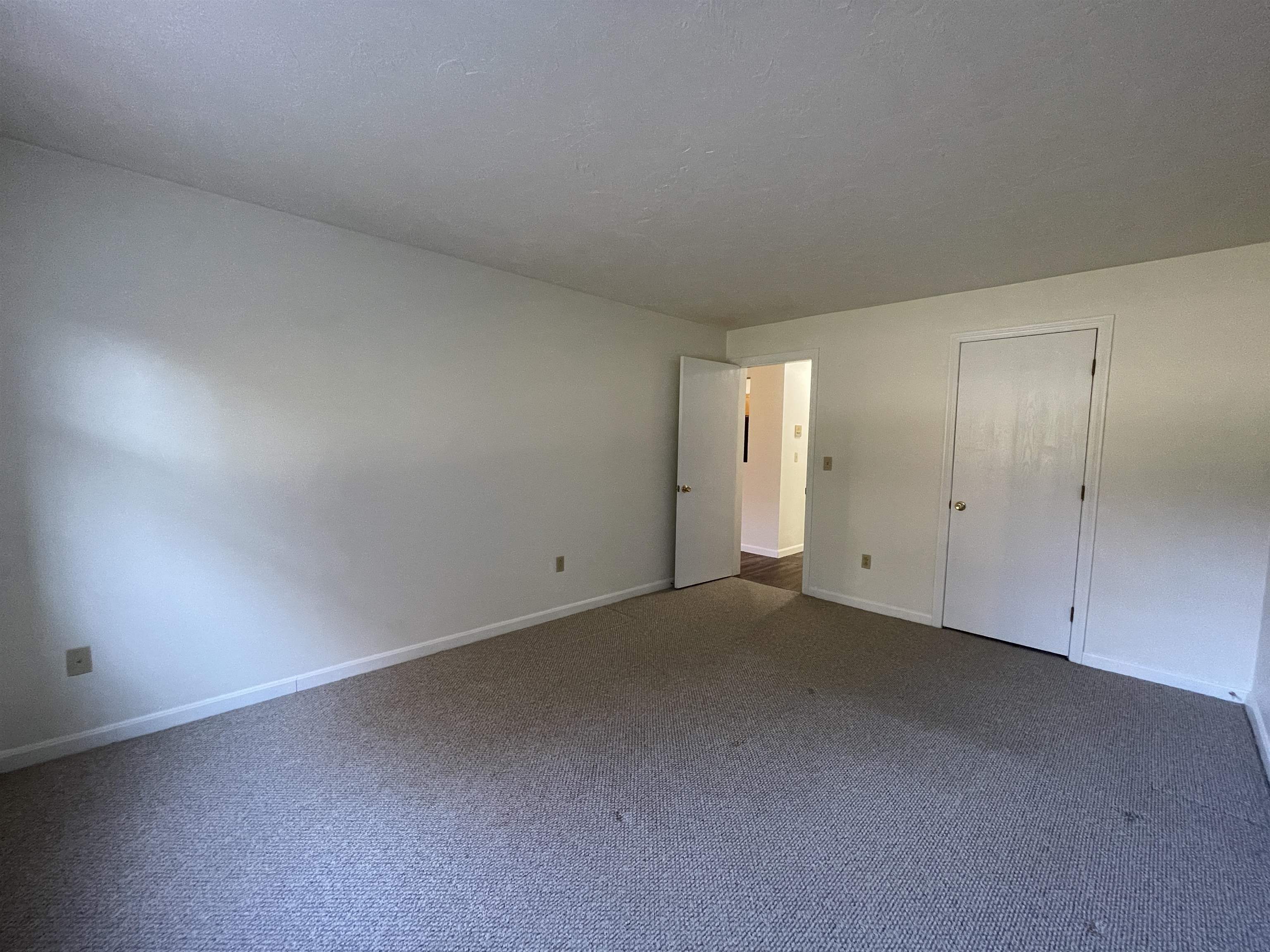 383 Huse Road, Unit 9 Manchester, NH 03103 - Photo 29 of 39