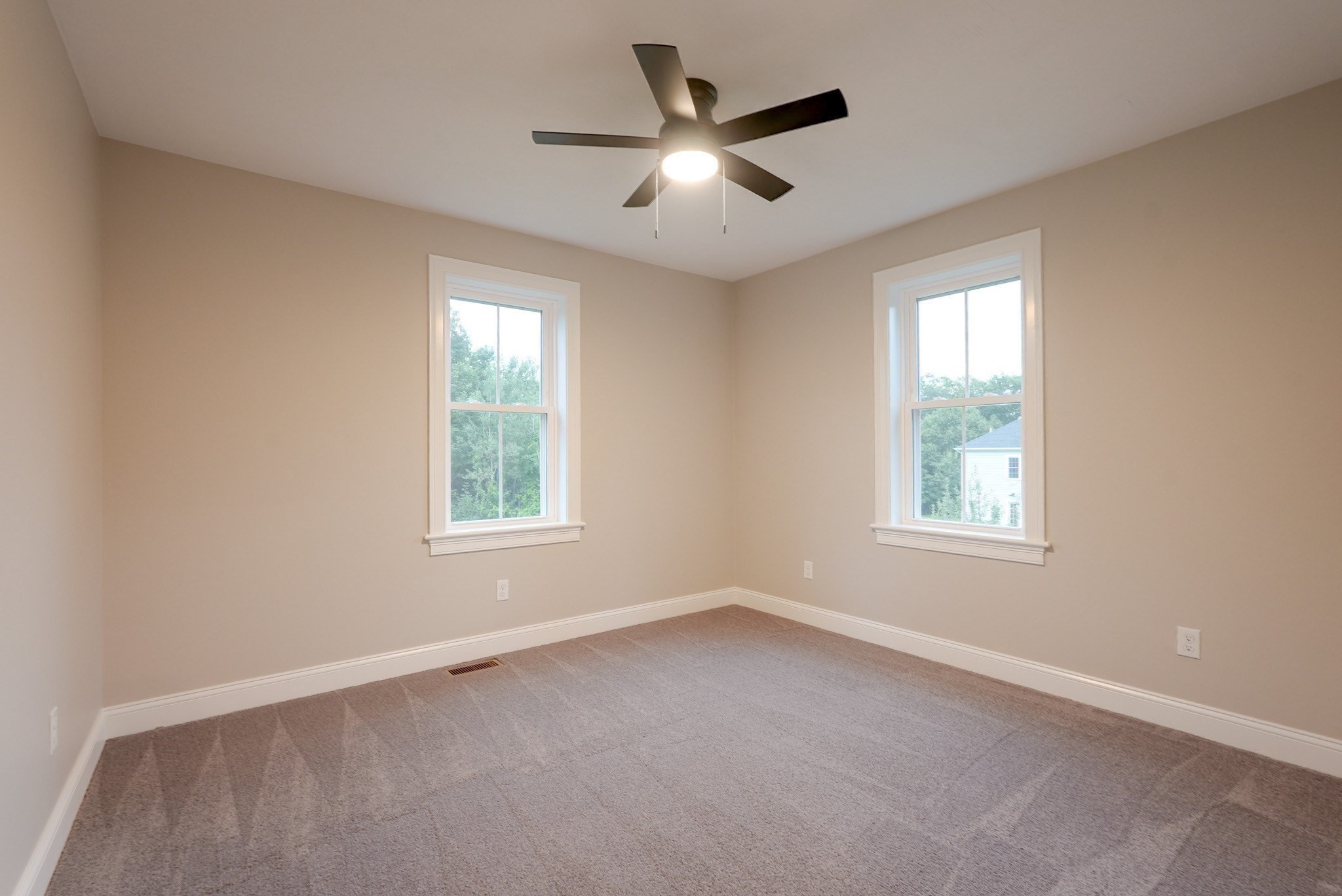 262 Glenwood Road Rutland, MA 01543 - Photo 17 of 28 Gallery Image 17