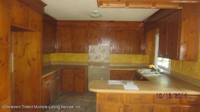 134 Old Wagon Road Moncks Corner, SC 29461 - Photo 3 of 12 KITCHEN