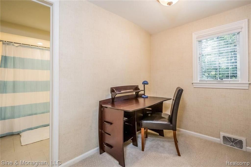 157 Kenwood Road Grosse Pointe Farms, MI 48236 - Photo 44 of 84