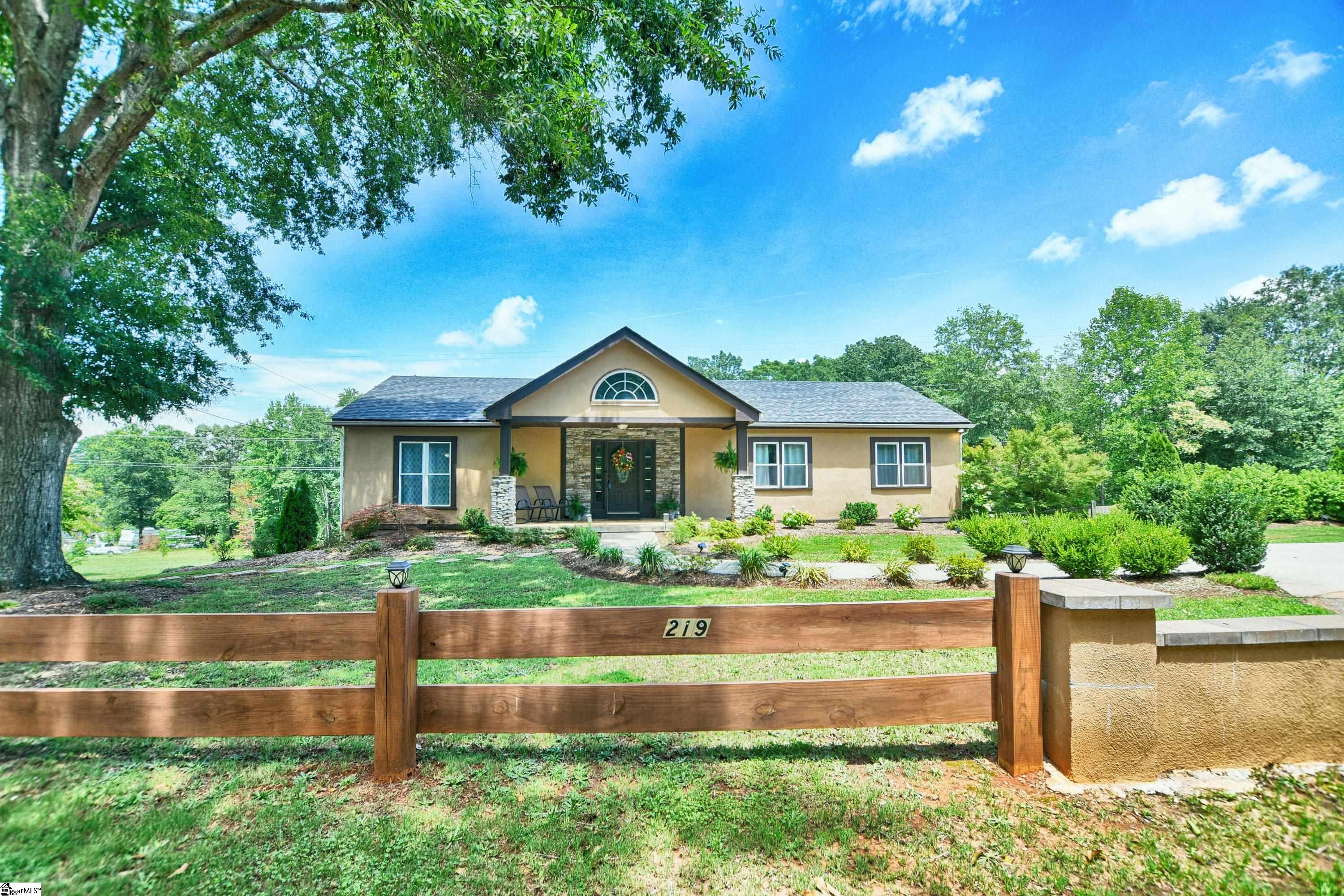 219 Addis Street Easley, SC 29640 - Photo 1 of 36