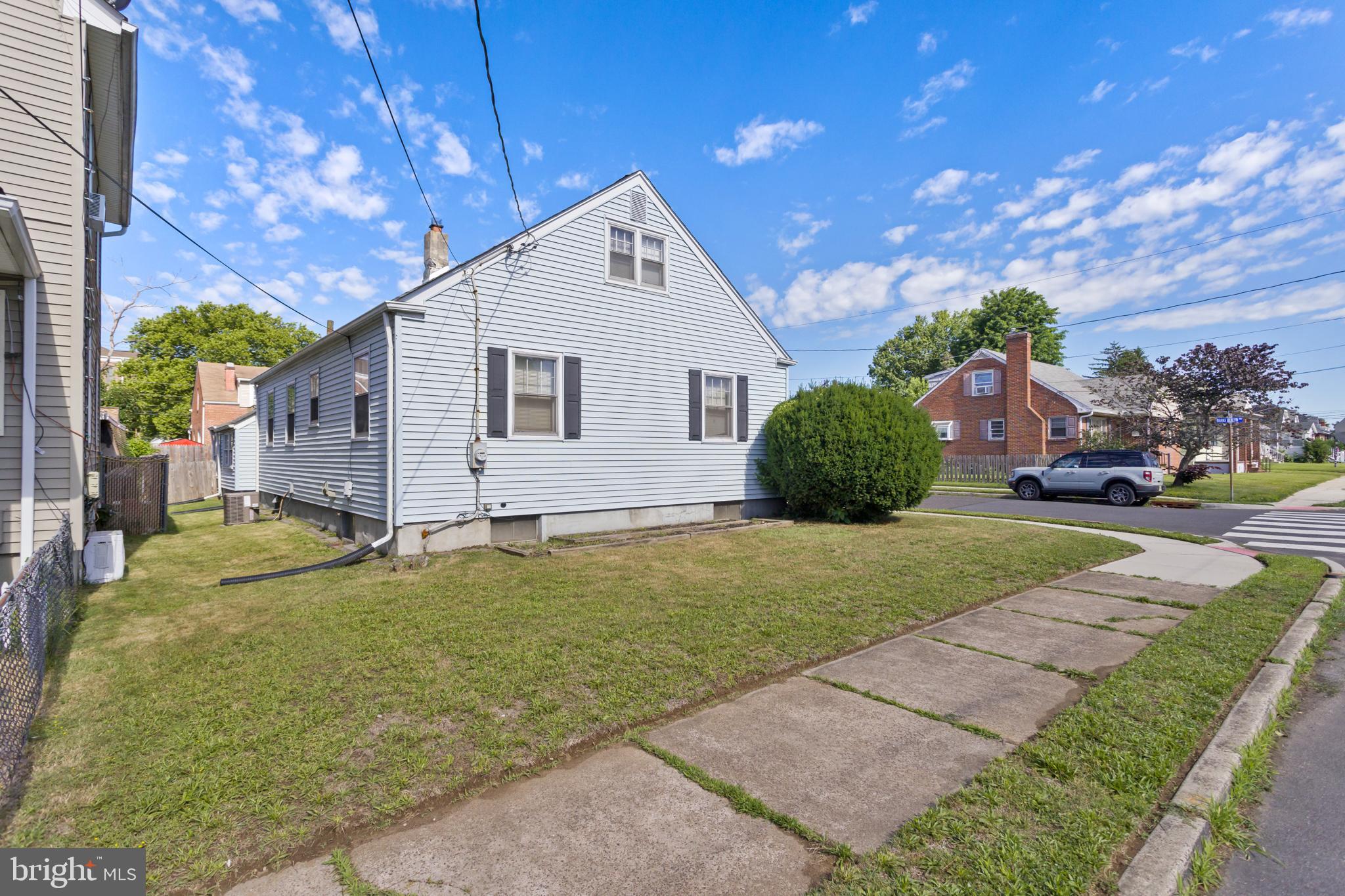 920 Barnt-Deklyn Road Hamilton, NJ 08610 - Photo 26 of 26 a front view of a house with a yard