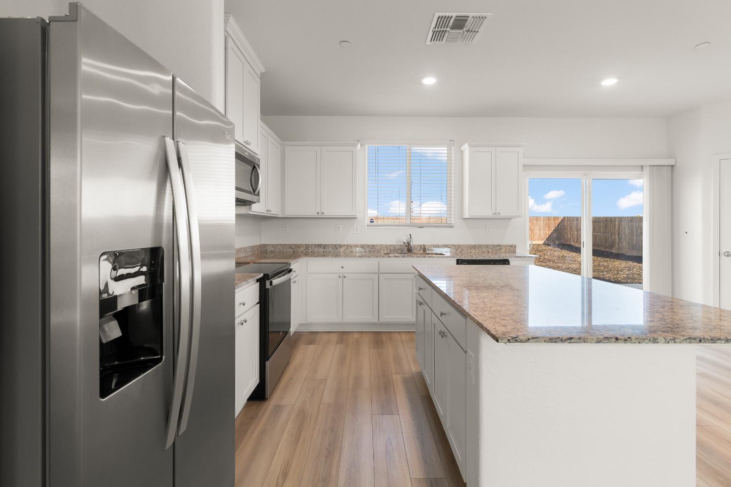 3443 Coltrane Way Stockton, CA 95212 - Photo 14 of 40