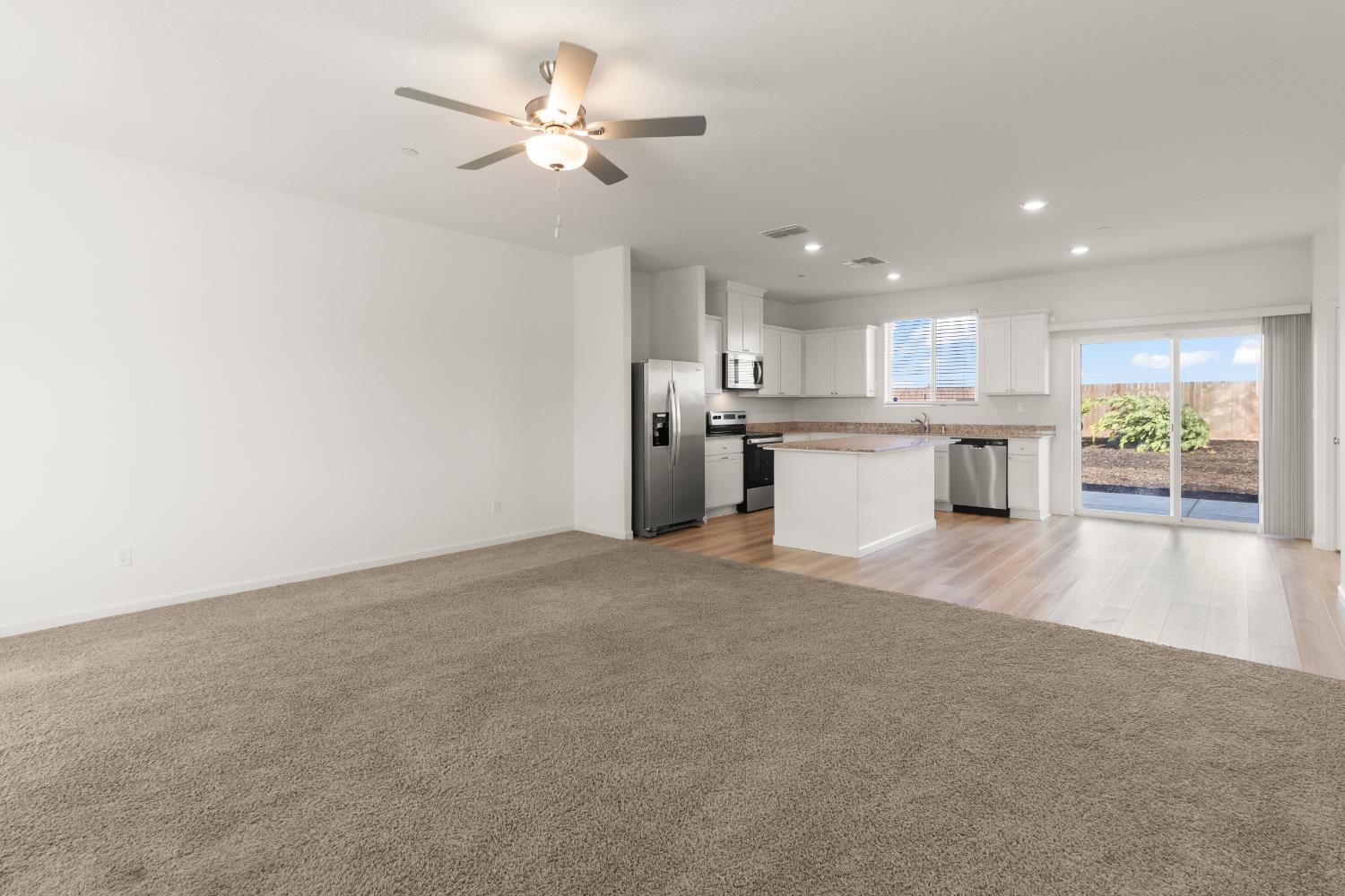 3443 Coltrane Way Stockton, CA 95212 - Photo 3 of 40