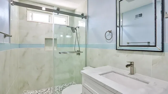 $1,297,000 | 23372-23372 Via Bahia, Mission Viejo, CA 92691