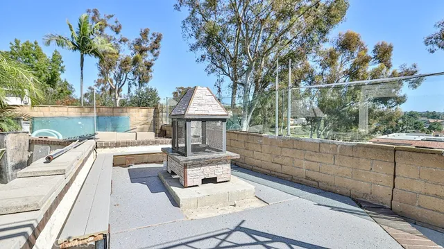 $1,297,000 | 23372-23372 Via Bahia, Mission Viejo, CA 92691