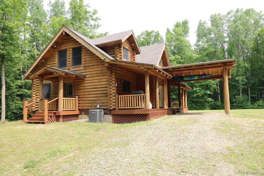 6293 Fish Lake Road North Branch, MI 48461 - Photo 11 of 52 IMG_2543.JPG