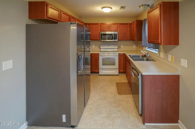 $265,000 | 104 Indigo Drive, Maysville, NC 28555