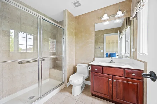 $998,888 | 39W514 Bealer Circle, Geneva, IL 60134