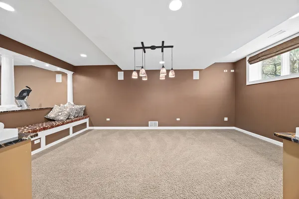 $998,888 | 39W514 Bealer Circle, Geneva, IL 60134