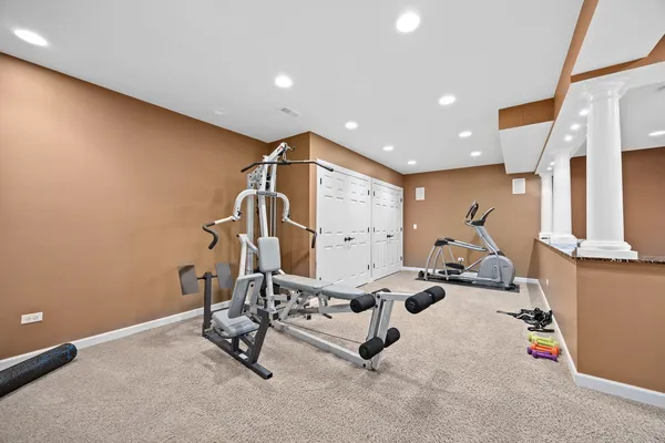 $998,888 | 39W514 Bealer Circle, Geneva, IL 60134