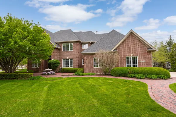 $998,888 | 39W514 Bealer Circle, Geneva, IL 60134