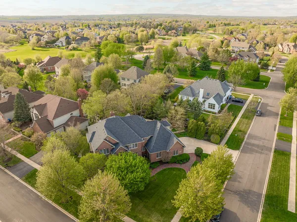 $998,888 | 39W514 Bealer Circle, Geneva, IL 60134