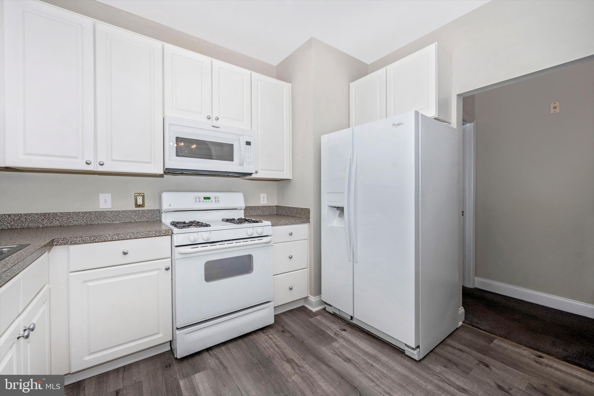 2250 Bear Den Road, Unit 113 Frederick, MD 21701 - Photo 22 of 56 Some newer appliances