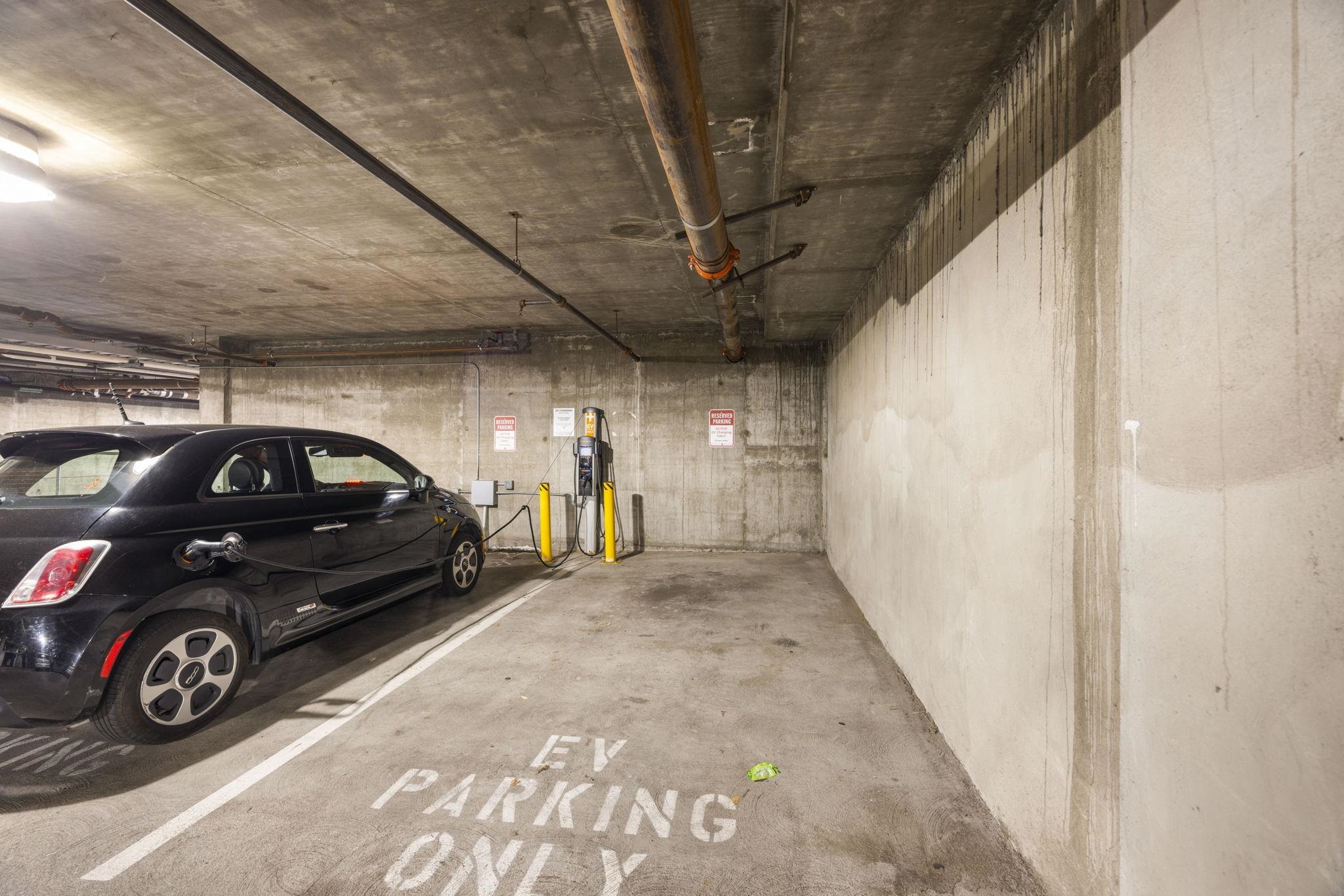 1007 41st Street, Unit 334 Oakland, CA 94608 - Photo 58 of 59 View of parking deck