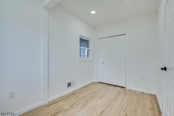 $625,000 | 418 East 5th Avenue, Roselle, NJ 07203