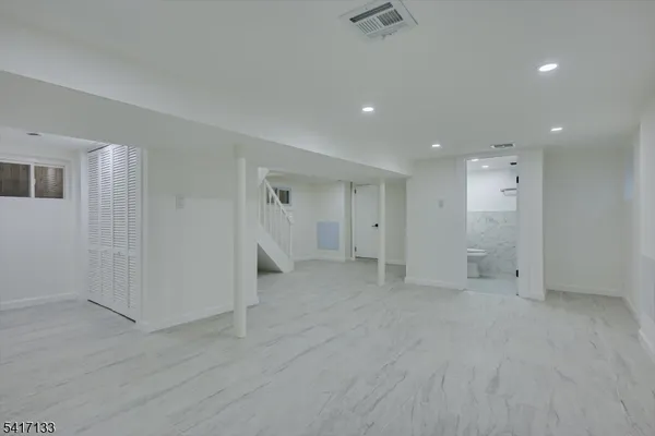 $625,000 | 418 East 5th Avenue, Roselle, NJ 07203