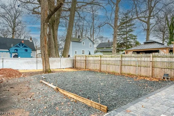 $625,000 | 418 East 5th Avenue, Roselle, NJ 07203
