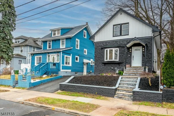 $625,000 | 418 East 5th Avenue, Roselle, NJ 07203
