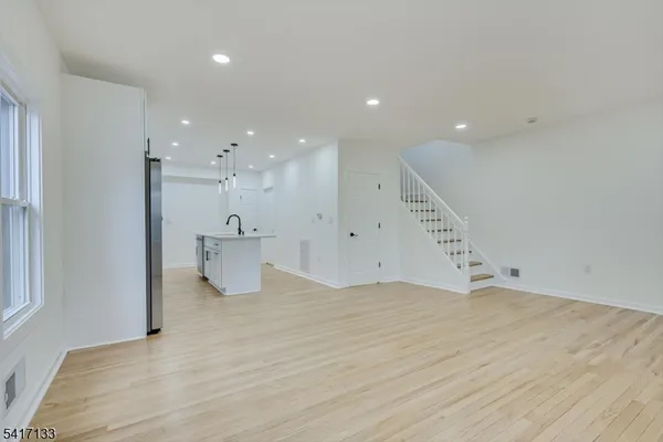 $625,000 | 418 East 5th Avenue, Roselle, NJ 07203