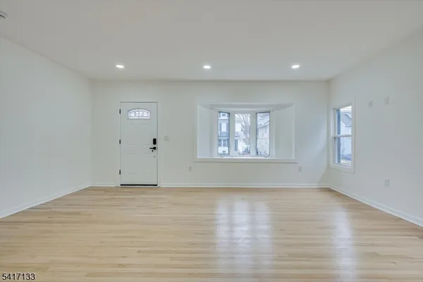 $625,000 | 418 East 5th Avenue, Roselle, NJ 07203