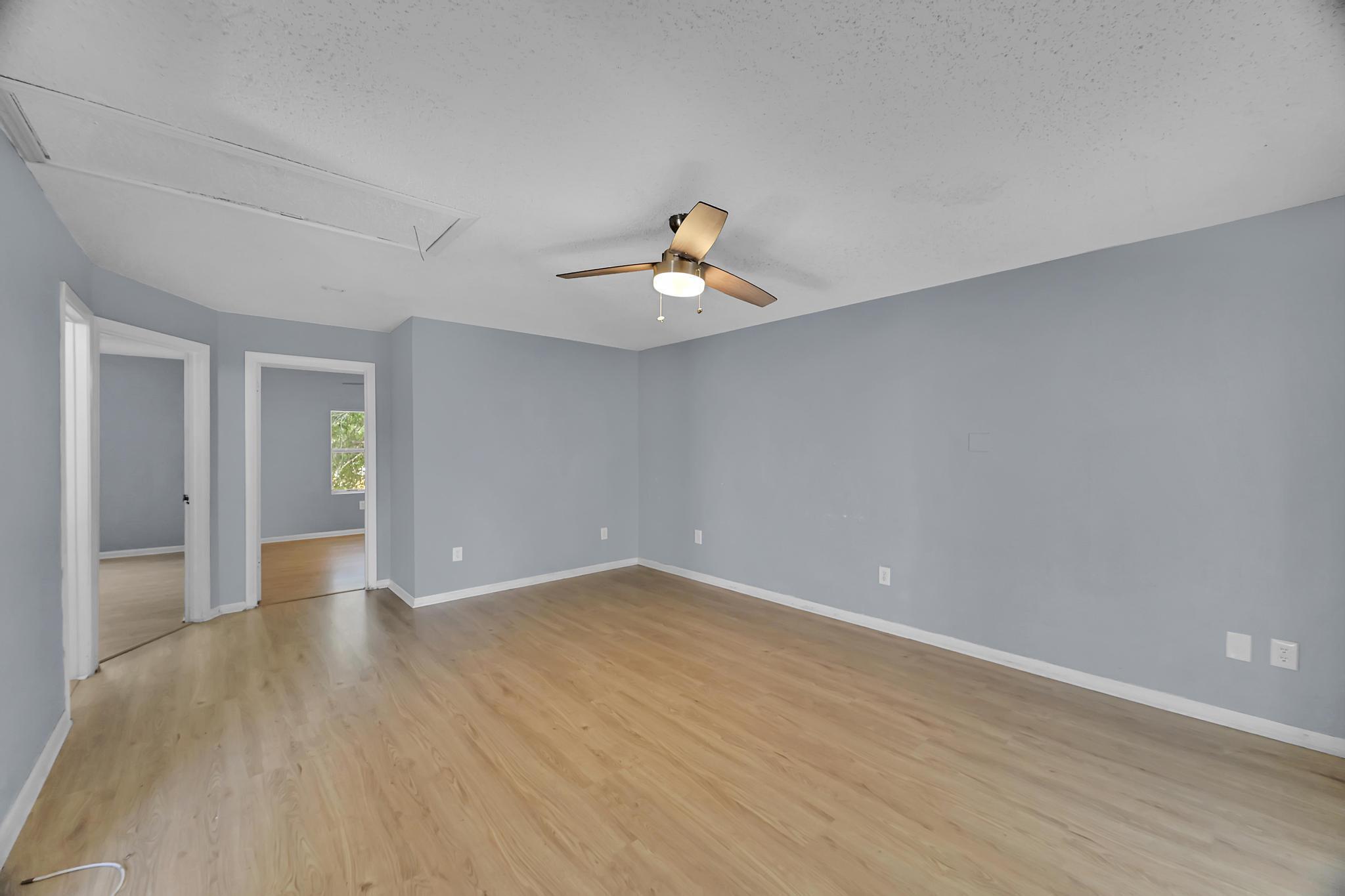 3876 Devine Road Fort Pierce, FL 34981 - Photo 10 of 17 Z63_0683
