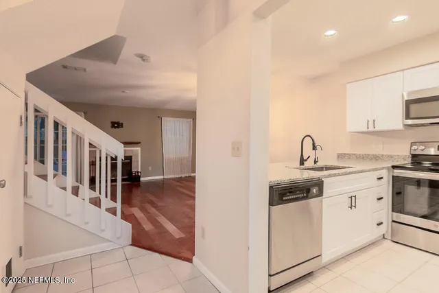 $2,450 | 1518 Spindrift Circle West, Neptune Beach, FL 32266