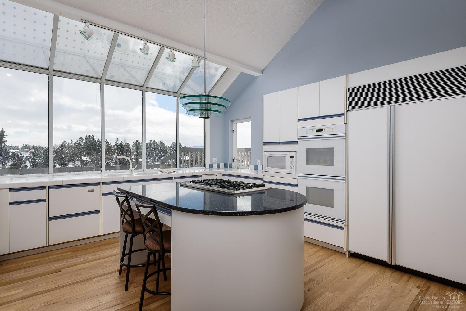 65174 High Ridge Drive Bend, OR 97703 - Photo 4 of 24 Additional Photo