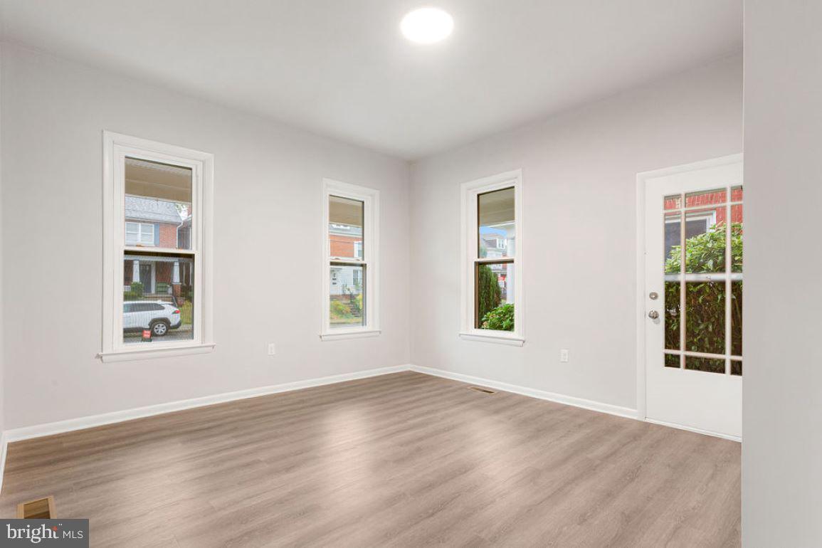 362 High Street Hanover, PA 17331 - Photo 5 of 31 Gallery Image 5