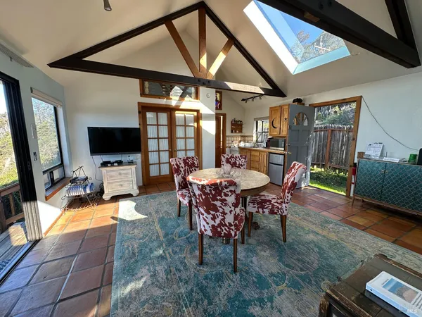 $1,450,000 | 33500 Highway 1, Gualala, CA 95445