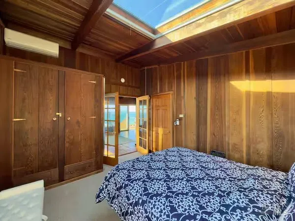 $1,450,000 | 33500 Highway 1, Gualala, CA 95445