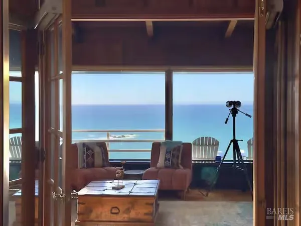 $1,450,000 | 33500 Highway 1, Gualala, CA 95445