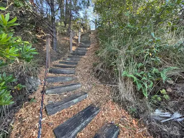 $1,450,000 | 33500 Highway 1, Gualala, CA 95445